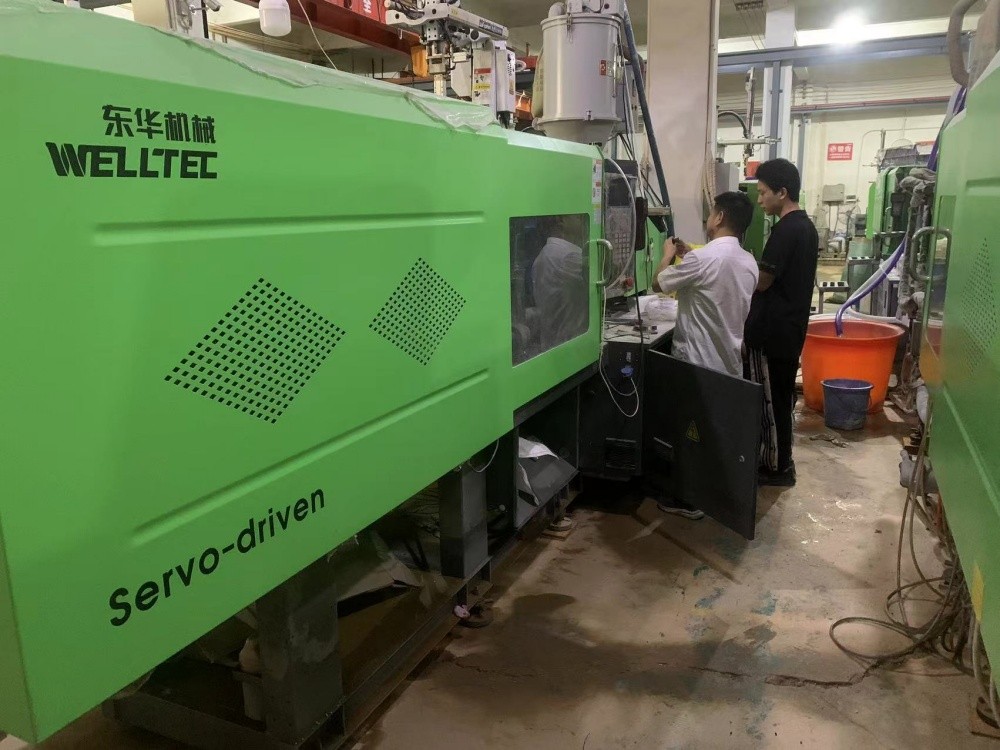 風(fēng)雨同舟，東華公司全力搶修設(shè)備助力客戶恢復(fù)生產(chǎn)