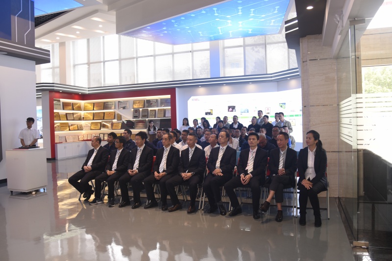 大同機(jī)械2023年優(yōu)秀員工暨服務(wù)金牌員工 頒獎(jiǎng)典禮圓滿舉行